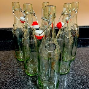 Airtight glass bottle